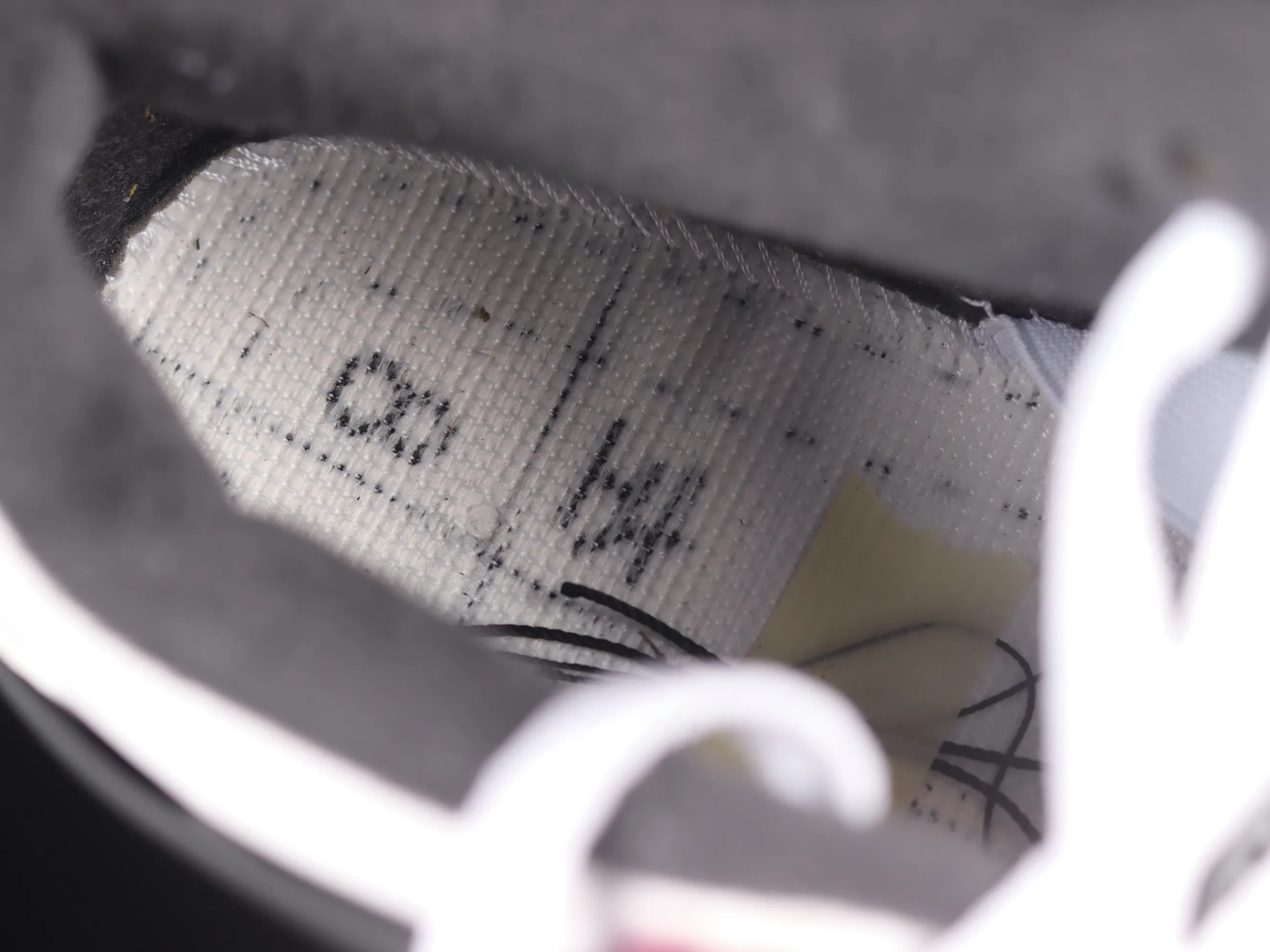 All categories Air Jordan Jordan series basketball shoes Air Jordan 4 pure original version Air Jordan 4 Retro PSG AJ4 Joe 4 Paris full first layer white and purple Paris Saint-Germain famous CZ5624-100